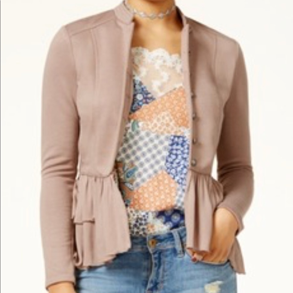 Ame rag ruffle jacket